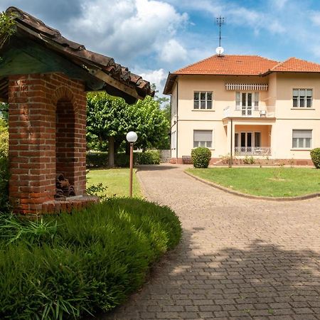 Agliè Maison Cecile Appartamento In Villa. Host Marianna מראה חיצוני תמונה